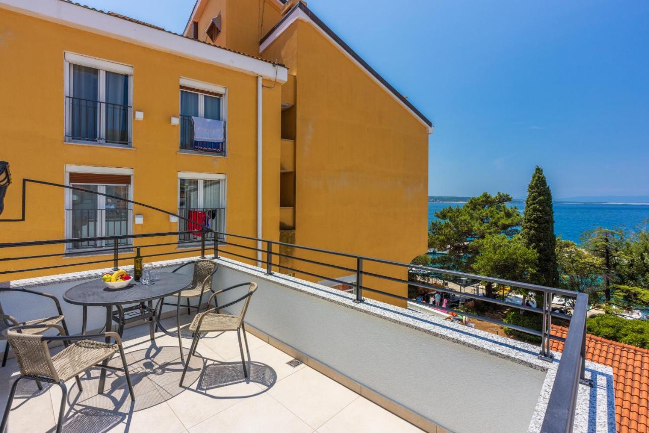 Luxury Apartments Lovorka 3 & 4***/**** Selce Exterior photo